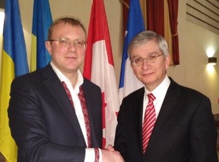 UWC President Eugene Czolij meets with Ambassador of Ukraine to Canada Andriy Shevchenko (9.02.2016)