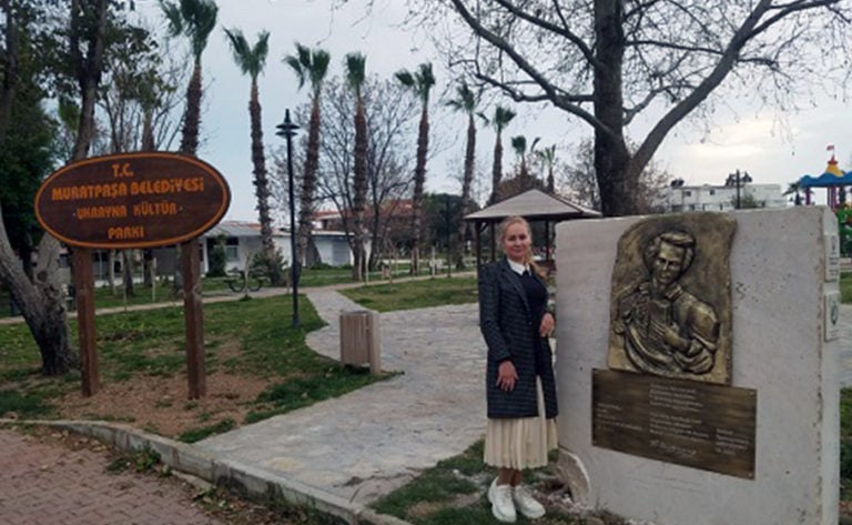Ukrainian community in Antalya (Turkey) installs first Taras Shevchenko monument under the auspices of UWC