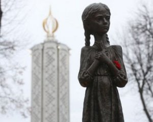 СКУ засуджує прояви антиукраїнського вандалізму у Києві СКУ засуджує прояви антиукраїнського вандалізму у Києві