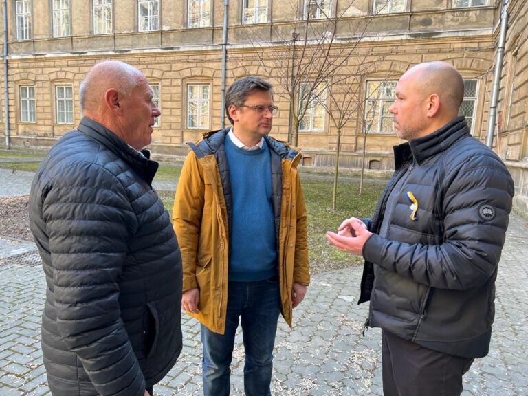 Делегація СКУ з візитом до України та на кордони: єднаємось на підтримку захисників!