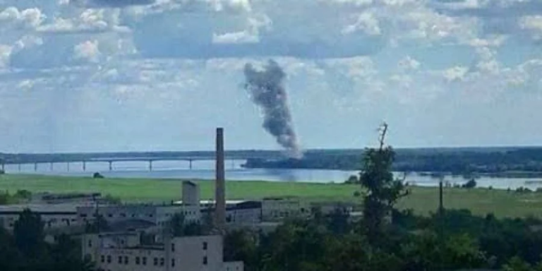 ЗСУ вдарили по ключовому мосту у Херсоні