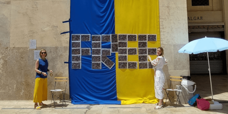 Мальтійські українці мітингували на підтримку захисників Азовсталі