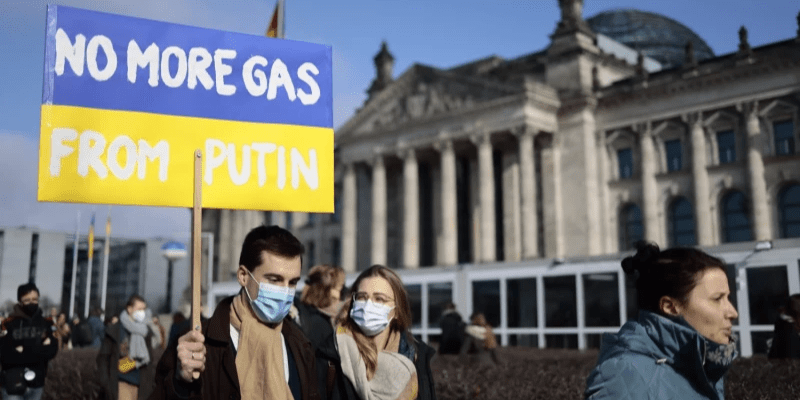 Czech PM: Gas won’t make EU’s next Russian sanctions package Czech PM: Gas won’t make EU’s next Russian sanctions package