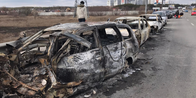 Історії тих, хто вижив: Три жінки і шпіц в «Ягуарі», враженому російською ракетою