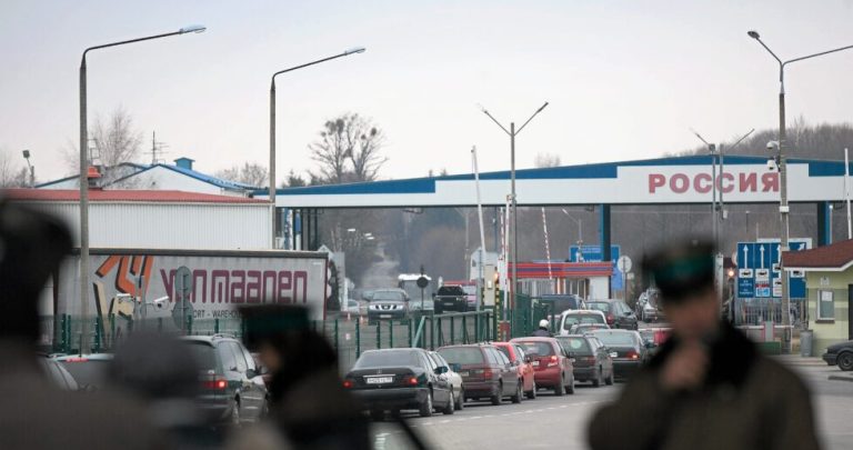Країни Балтії та Польща закрили в’їзд для росіян
