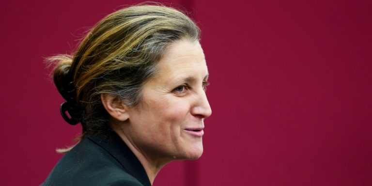 Канада обіцяє близько $85 мільйонів доларів на відновлення української енергомережі