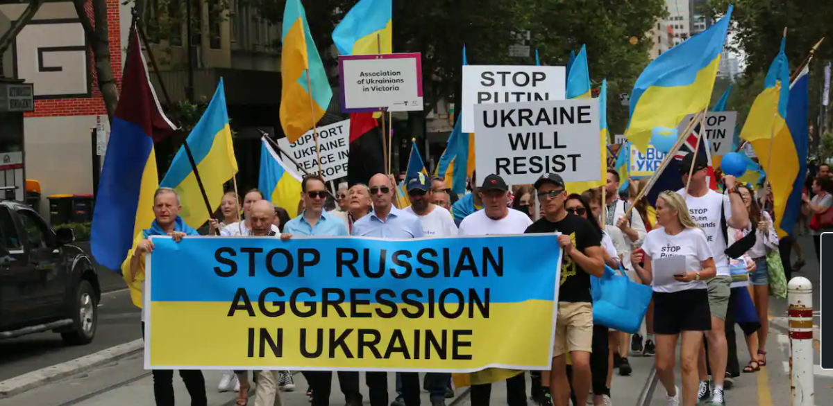 СУOA закликає уряд Австралії  збільшити військову допомогу Україні