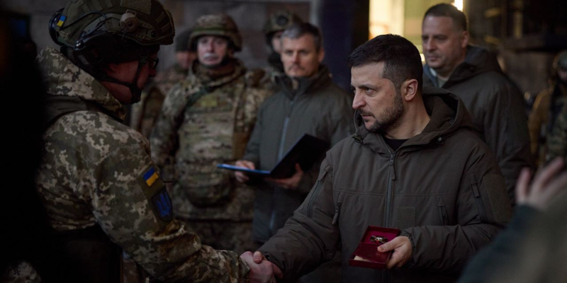 Війна робить президента з актора і клоуна з диктатора Війна робить президента з актора і клоуна з диктатора