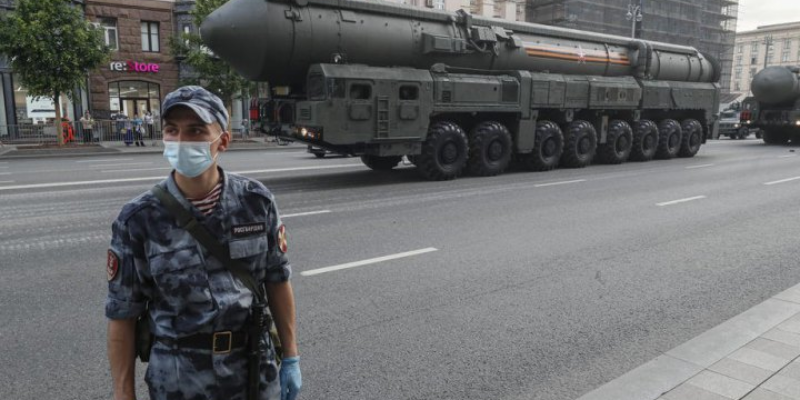 Russia can strike with nukes either from Belarus or from occupied Crimea Russia can strike with nukes either from Belarus or from occupied Crimea