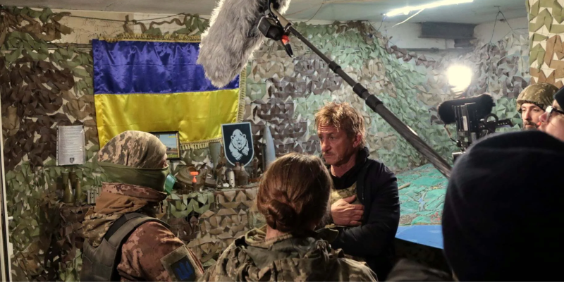 На Берлінале відбудеться прем’єра фільму Шона Пенна про війну в Україні