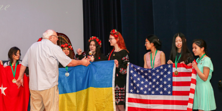 Українська команда перемогла на Європейській дівочій математичній олімпіаді