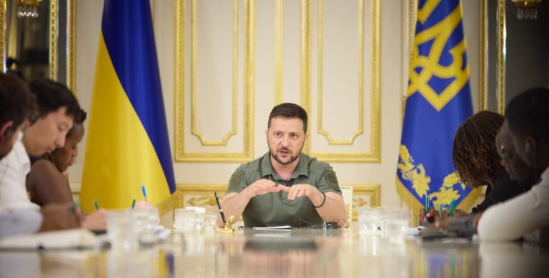 Zelenskyy: Putin is a maniac who decided to kill us all