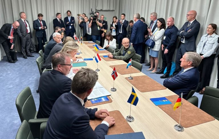 Навчання пілотів України на F-16: партнери створили коаліцію