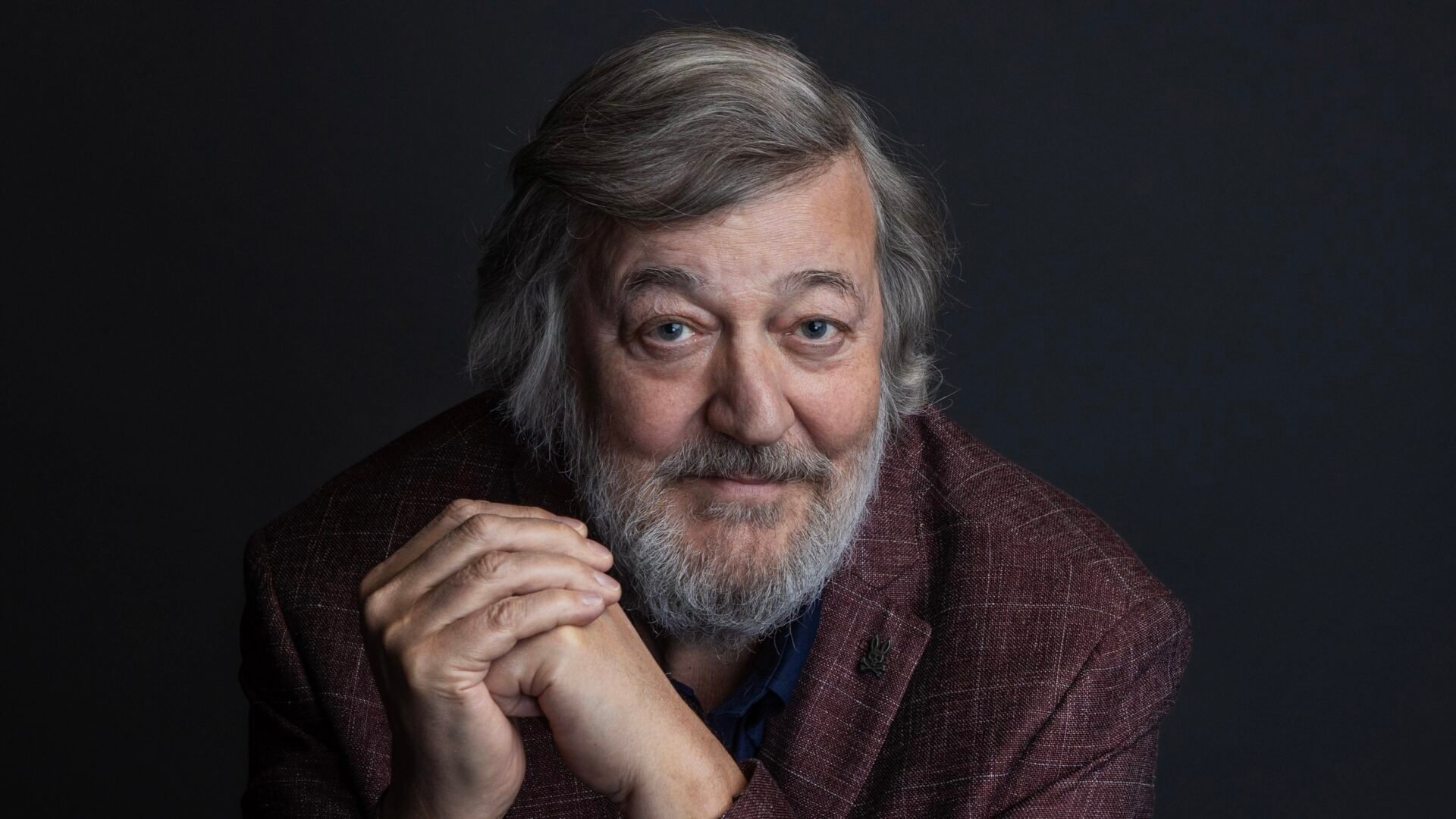 Stephen Fry in Kyiv on today’s Russian dawn attack