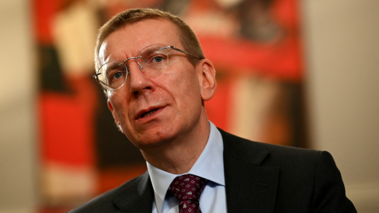 Європа повинна озброюватись – президент Латвії