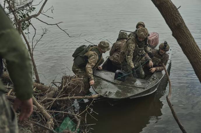 Ukrainian Marines secure positions in Kherson Oblast’s left bank