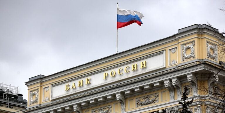 Заберіть в Москви гроші негайно – Даян Френсіс