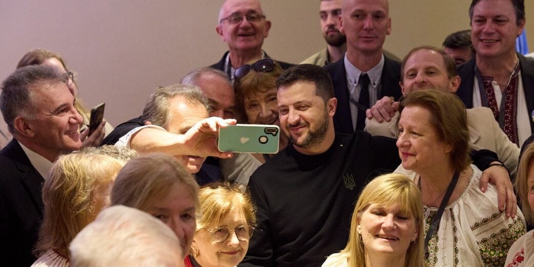 Ukrainians in Argentina meet with President Zelenskyy Ukrainians in Argentina meet with President Zelenskyy