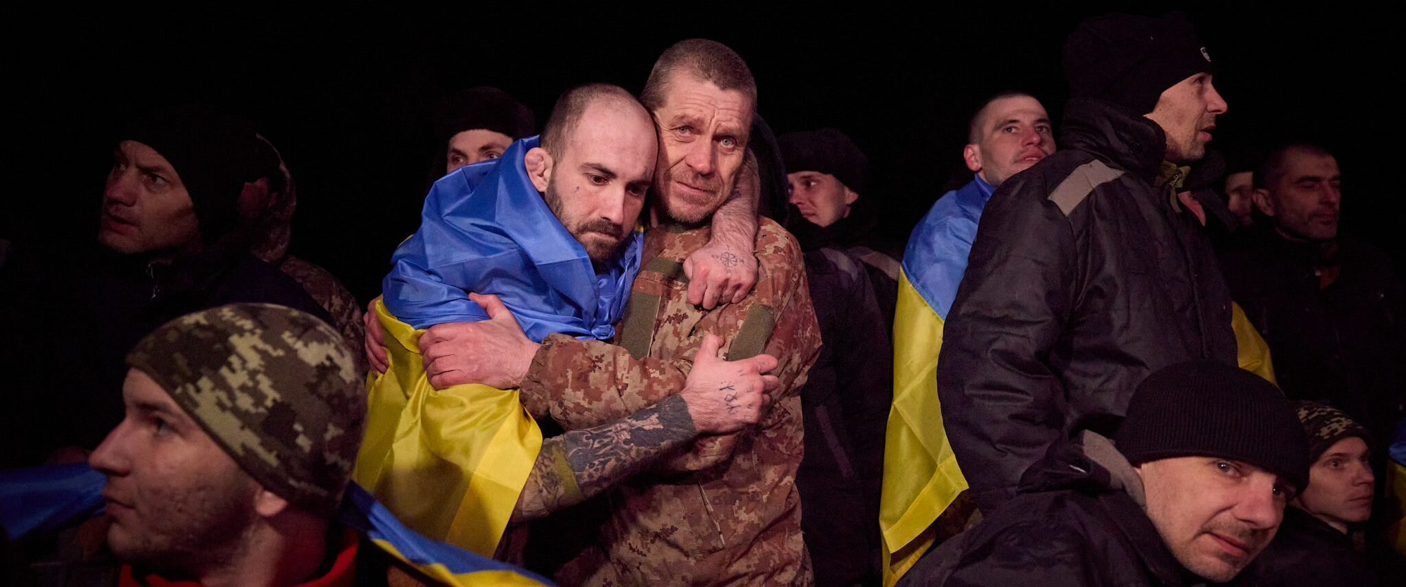 Record POW swap: 230 defenders and civilians return to Ukraine
