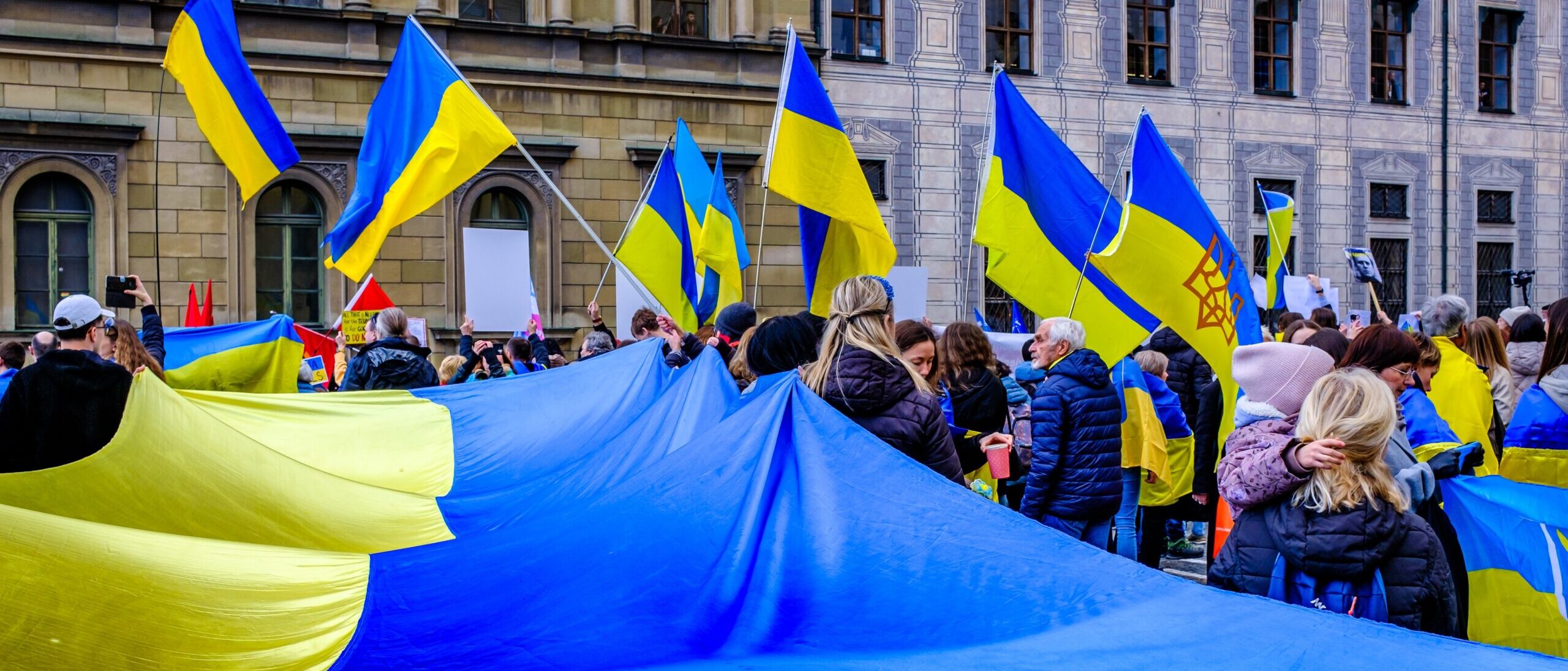 Over 400 cities to join StandWithUkraine global rally