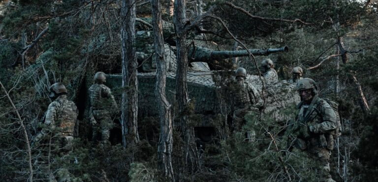 Плащ-невидимка: Міноборони України тестує новий винахід