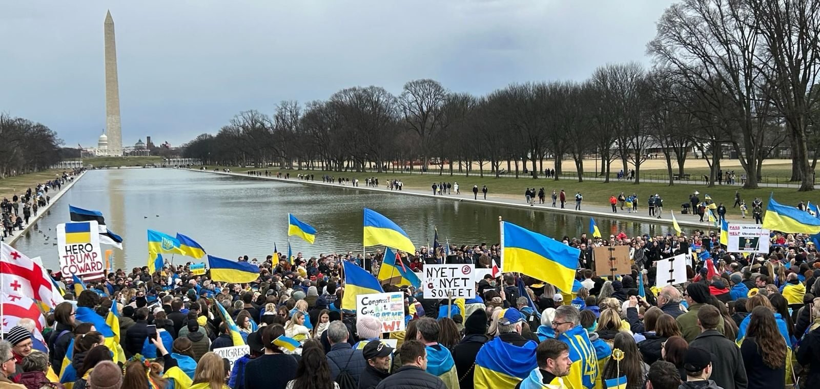 Stand With Ukraine проходить у понад 700 містах, 69 країнах