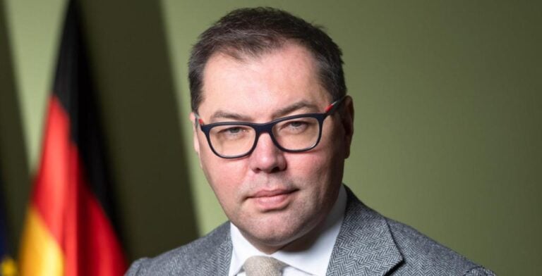 Макеєв: Закриття неба України західними союзниками не буде оголошенням війни Росії