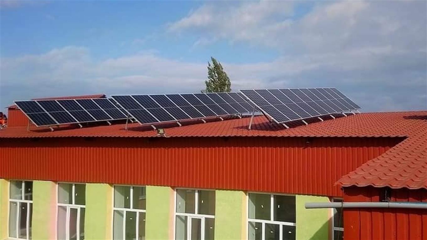 Energize Ukraine СКУ та Energy Act for Ukraine облаштують сонячними панелями 4 школи в Україні Energize Ukraine СКУ та Energy Act for Ukraine облаштують сонячними панелями 4 школи в Україні