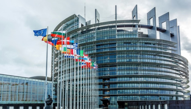 European Parliament urges increased arms supplies to Ukraine