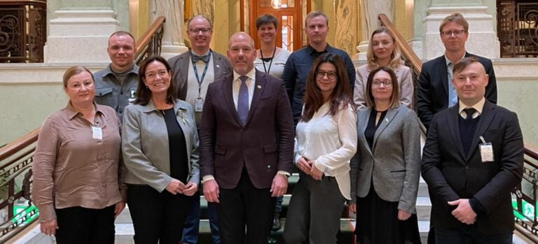 UWC President meets with Swedish lawmakers, discusses Ukraine support