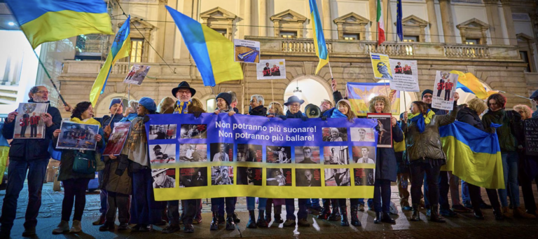 Ucranianos en Italia protestaron contra el concierto del pianista prorruso Lugansky