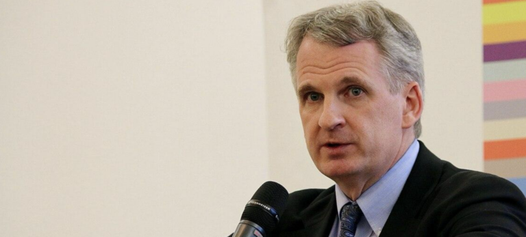 Снайдер: У разі припинення вогню треба якнайшвидше зміцнити Україну
