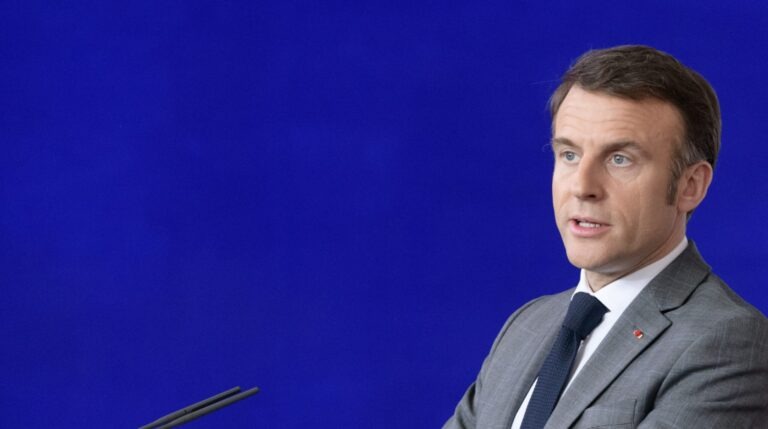 Los ucranianos en Francia agradecen al Presidente Macron por su liderazgo