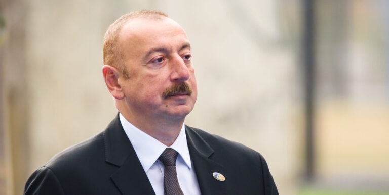 Aliyev: Azerbaiyán apoya la integridad de Ucrania, pero un alto al fuego no detendrá la guerra