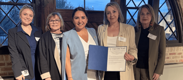 UCCA Illinois President Mariya Dmytriv-Kapeniak receives honor from Congresswoman Delia Ramirez