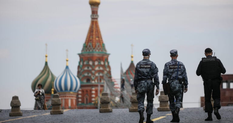 Rusia recluta ucranianos para actividades ilegales en Europa