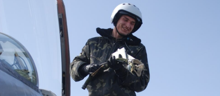 Ukrainian F-16 pilot Maksym Ustymenko killed while repulsing record Russian aerial attack