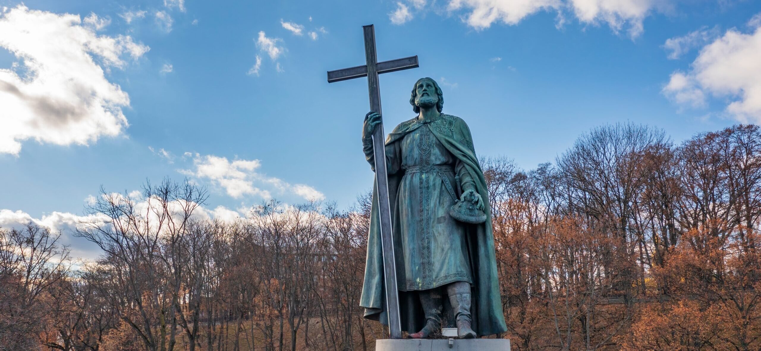 UWC extends nomination deadline for highest honors recognizing outstanding global Ukrainian leadership