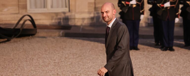 French foreign minister: EU readies toughest sanctions yet against Russia