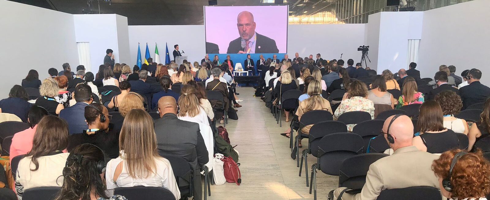 Preserving Ukrainian identity abroad is essential to Ukraine’s recovery and security, says UWC President at URC in Rome