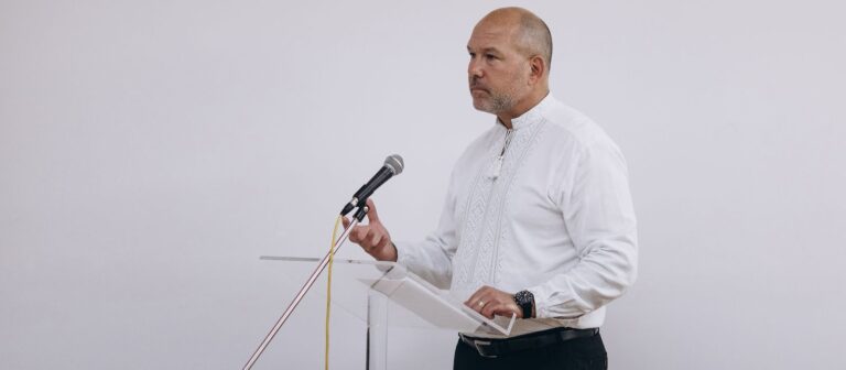 Presidente del CMU: Debemos preparar líderes para el servicio público y la reconstrucción de Ucrania