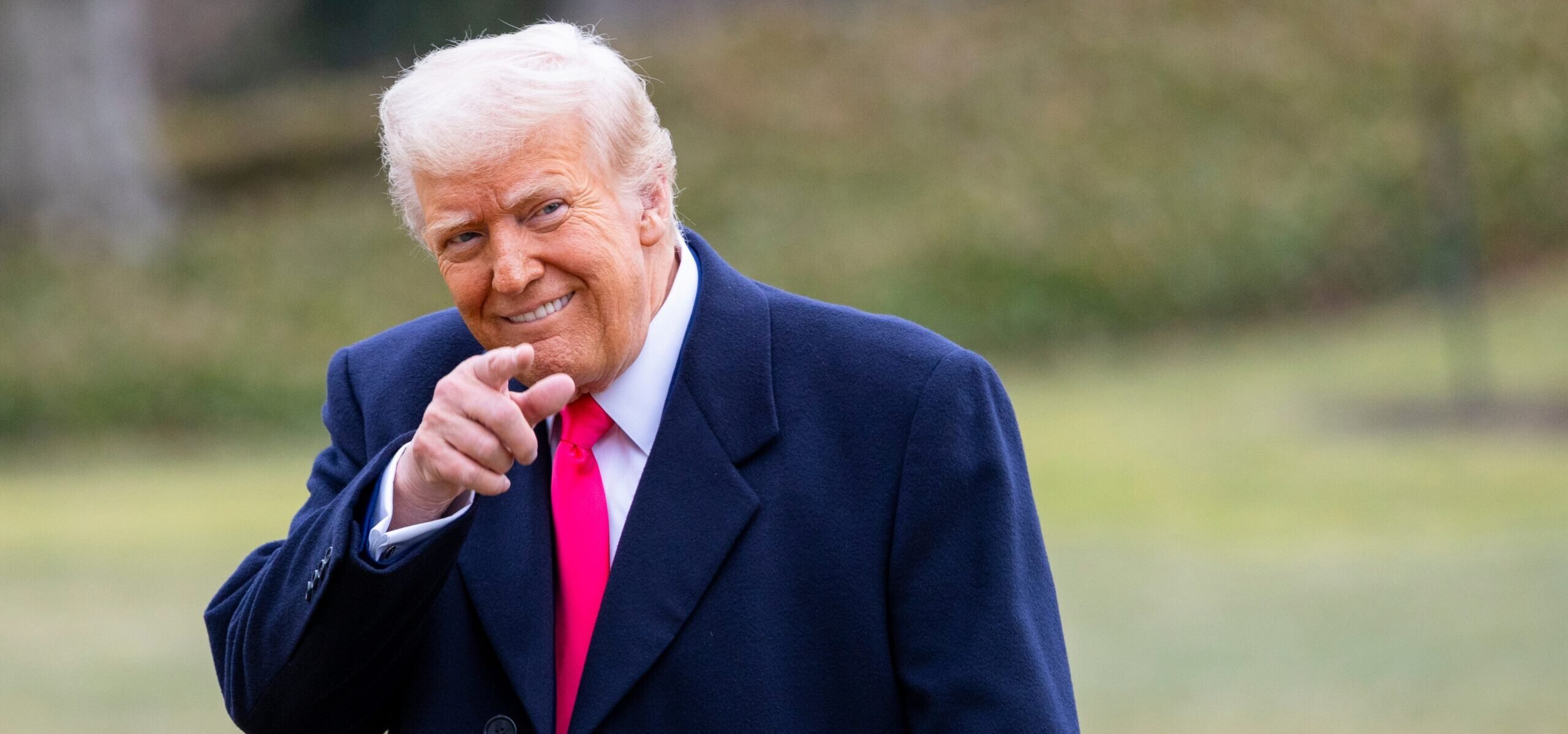 Trump eyes Zelenskyy-Putin meeting as Kremlin seeks ceasefire talks
