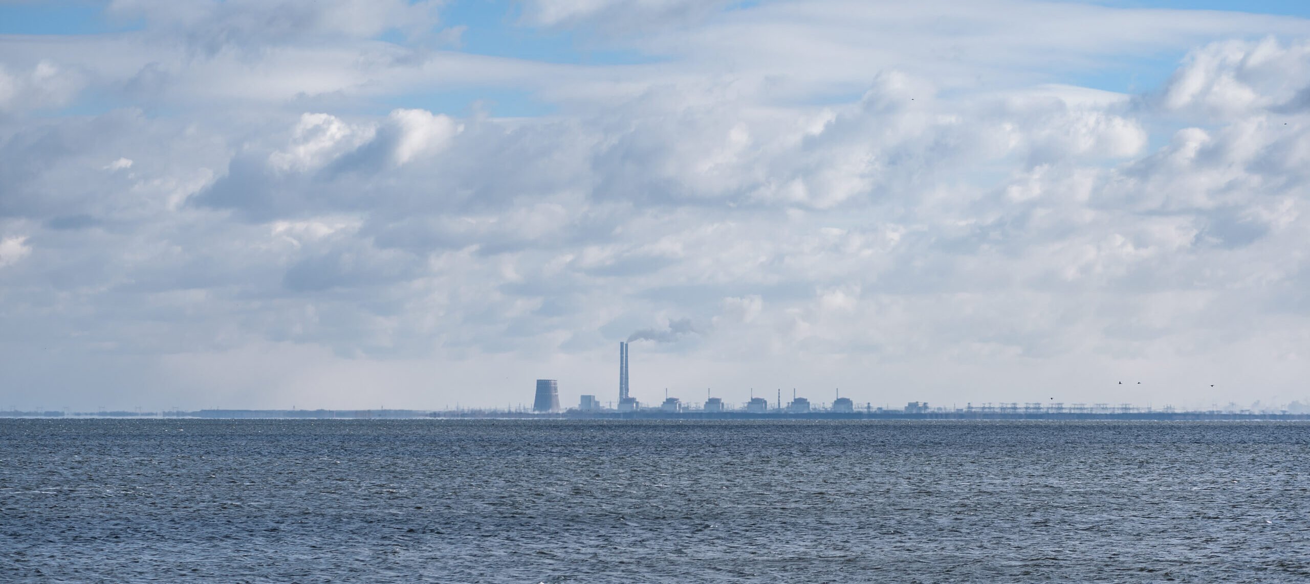 Zaporizhzhia nuclear plant suffers longest blackout of war, raising safety fears