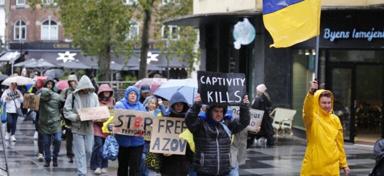 Українці Данії мітингували на підтримку військовополонених