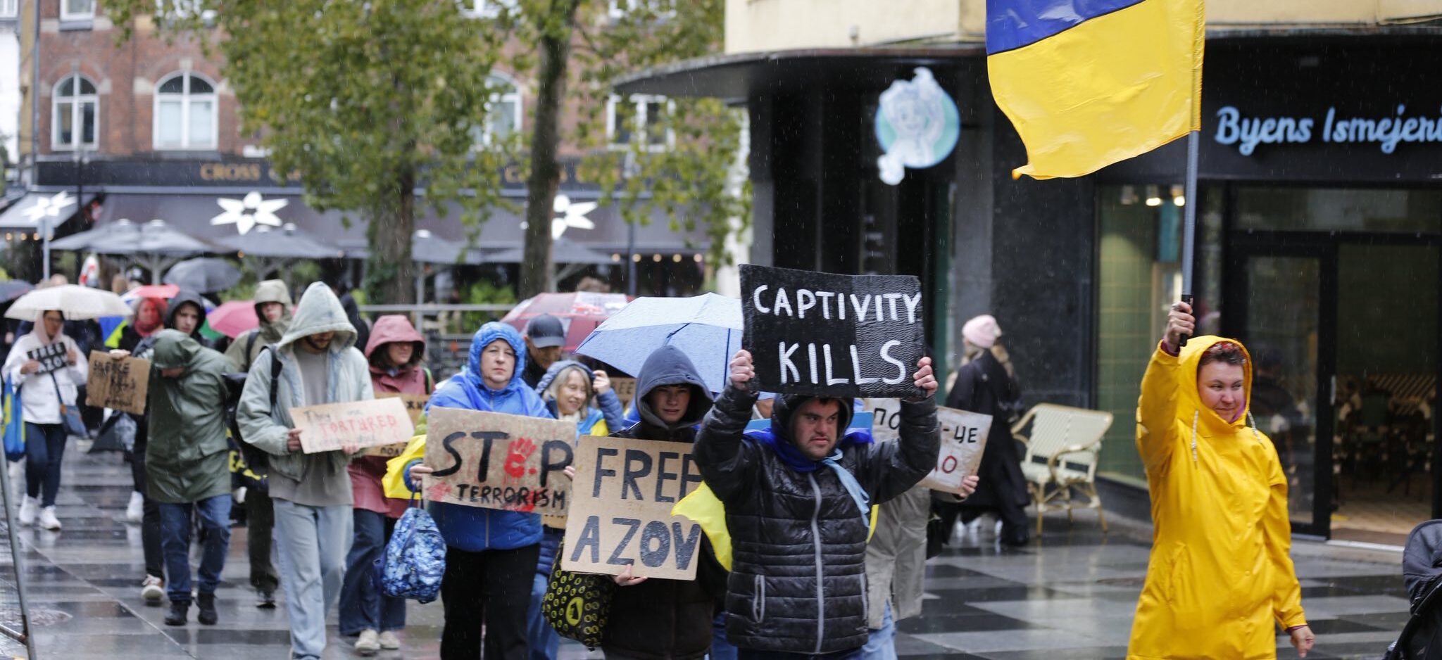 Українці Данії мітингували на підтримку військовополонених