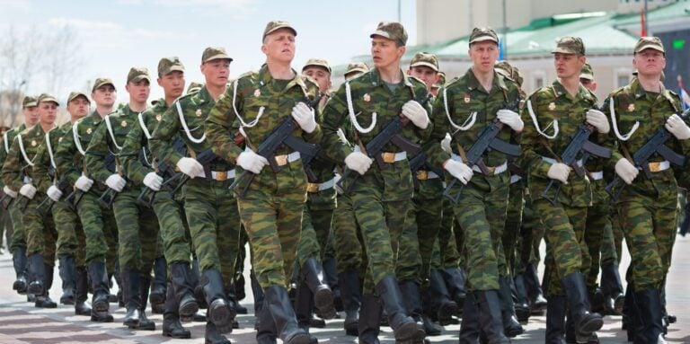 Rusia permite el envío de reservistas a operaciones de combate en el extranjero