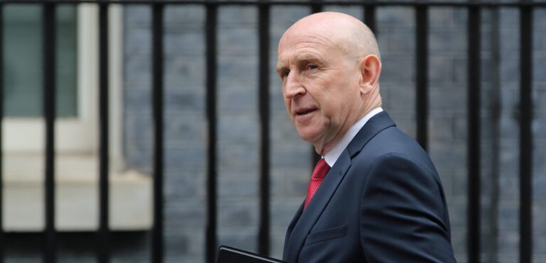 UK, German defense ministers: Ukraine deserves NATO membership