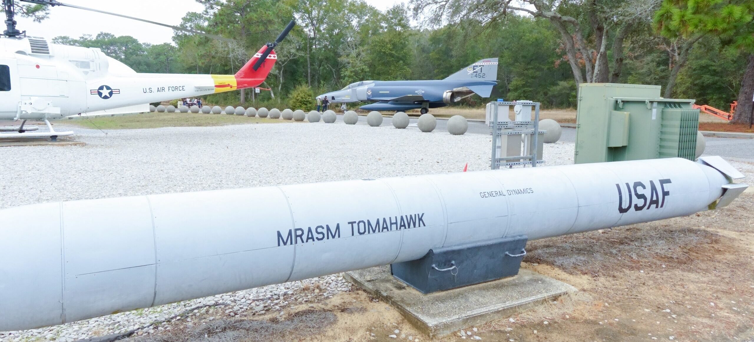 Пітер Дікінсон: “Томагавки” – остання “червона лінія” Росії. Чи блефуватиме Трамп?
