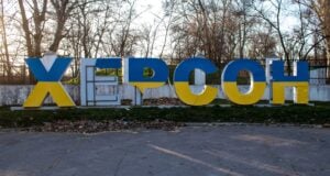 Michael Andersen: Conversando con ucranianos bajo la lluvia de bombas rusas