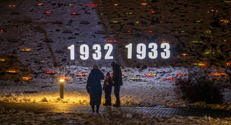 Листопад — місяць памʼяті жертв Голодомору
